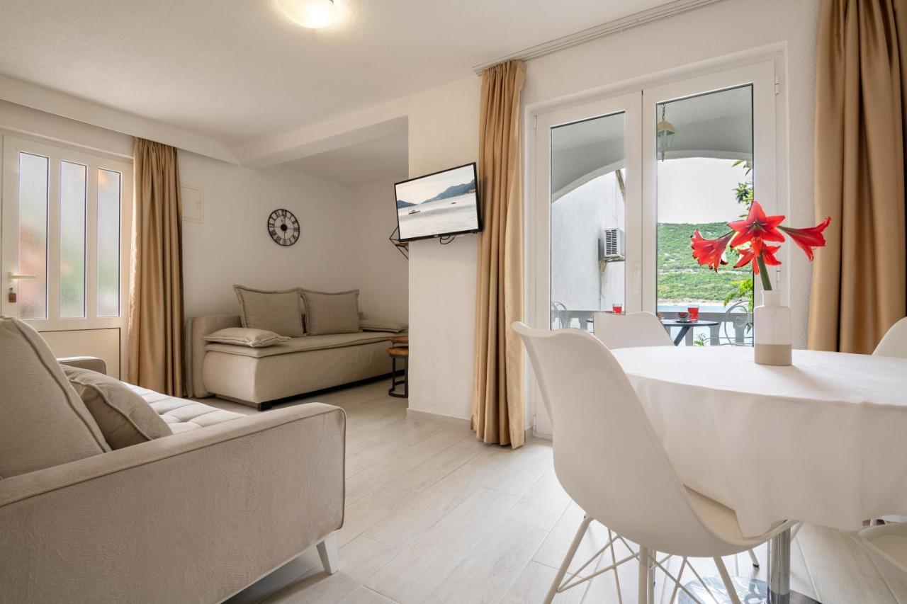 Apartments Sentic Neum Esterno foto